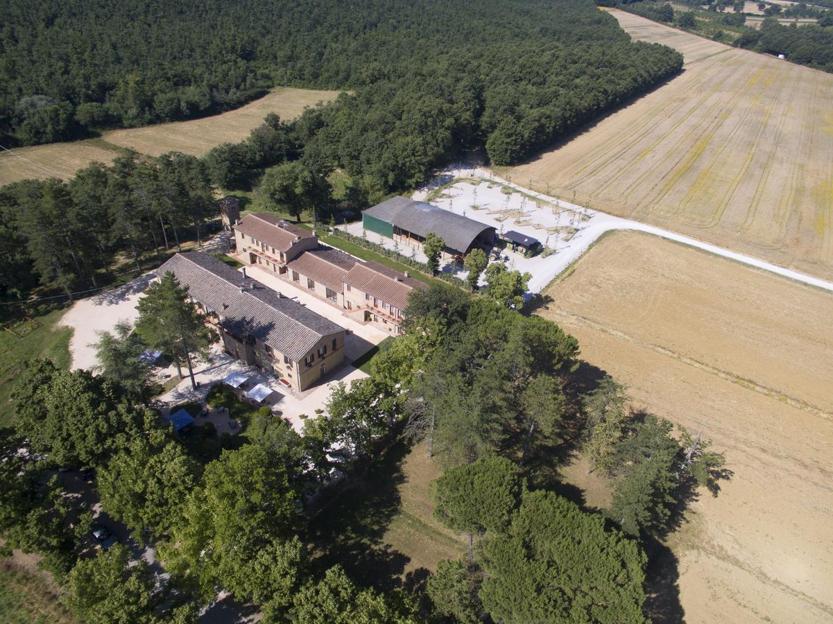 Casale San Galgano Aparthotel Chiusdino Exterior photo